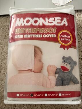 NEW Moonsea Waterproof Crib Mattress Protector